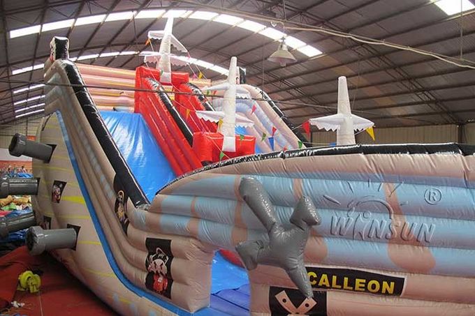 Piraten-Schiffs-Art-enorme aufblasbare trocknen Dia-wasserdichtes UVschützendes